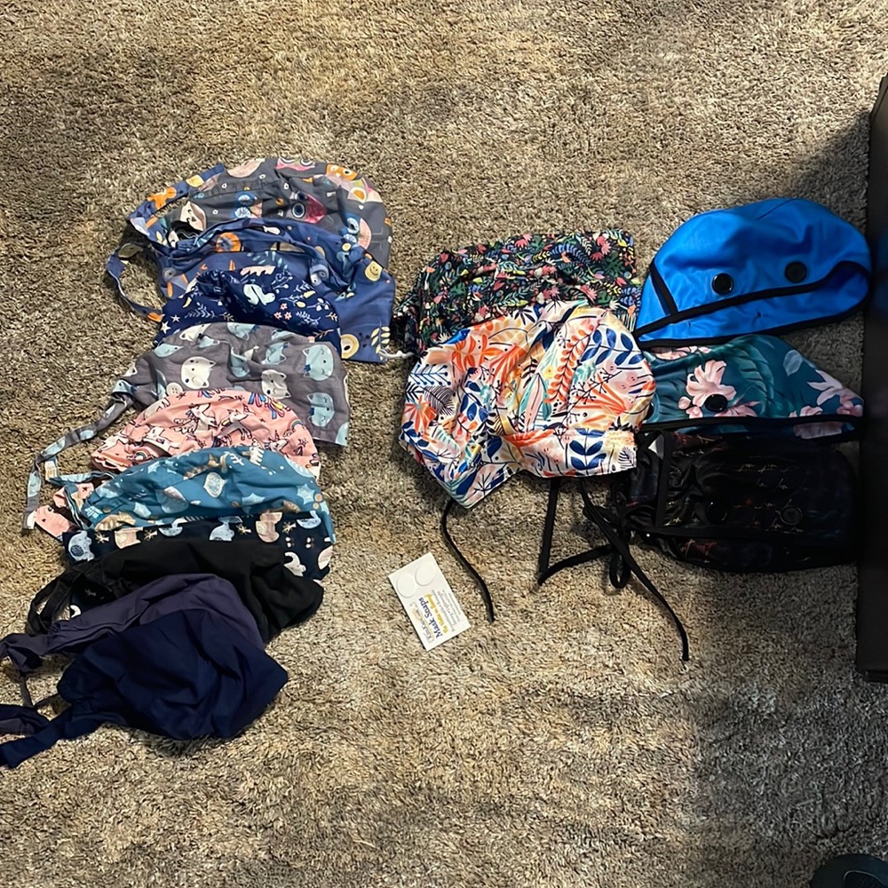 Lot of FIFTEEN surgical caps!